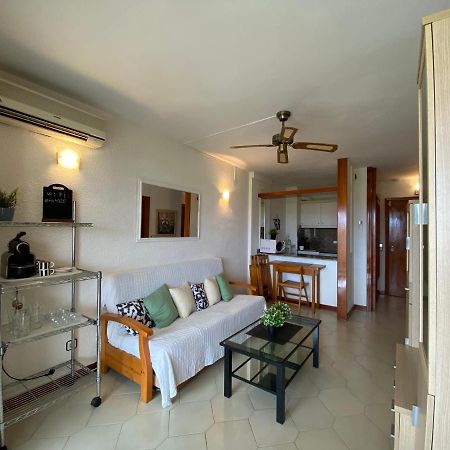 Apartamento Con Piscina En 1ª Linea De Playa En Salou Bagian luar foto
