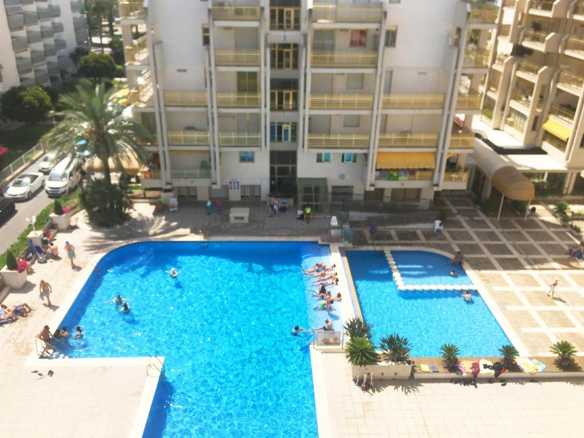 Apartamento Con Piscina En 1ª Linea De Playa En Salou Bagian luar foto